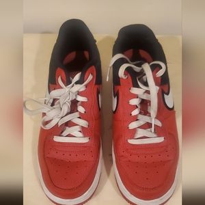Nike Air Force one low Kids size 7